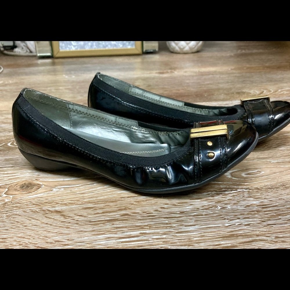 Naturalizer Black shiny flats - Picture 3 of 7
